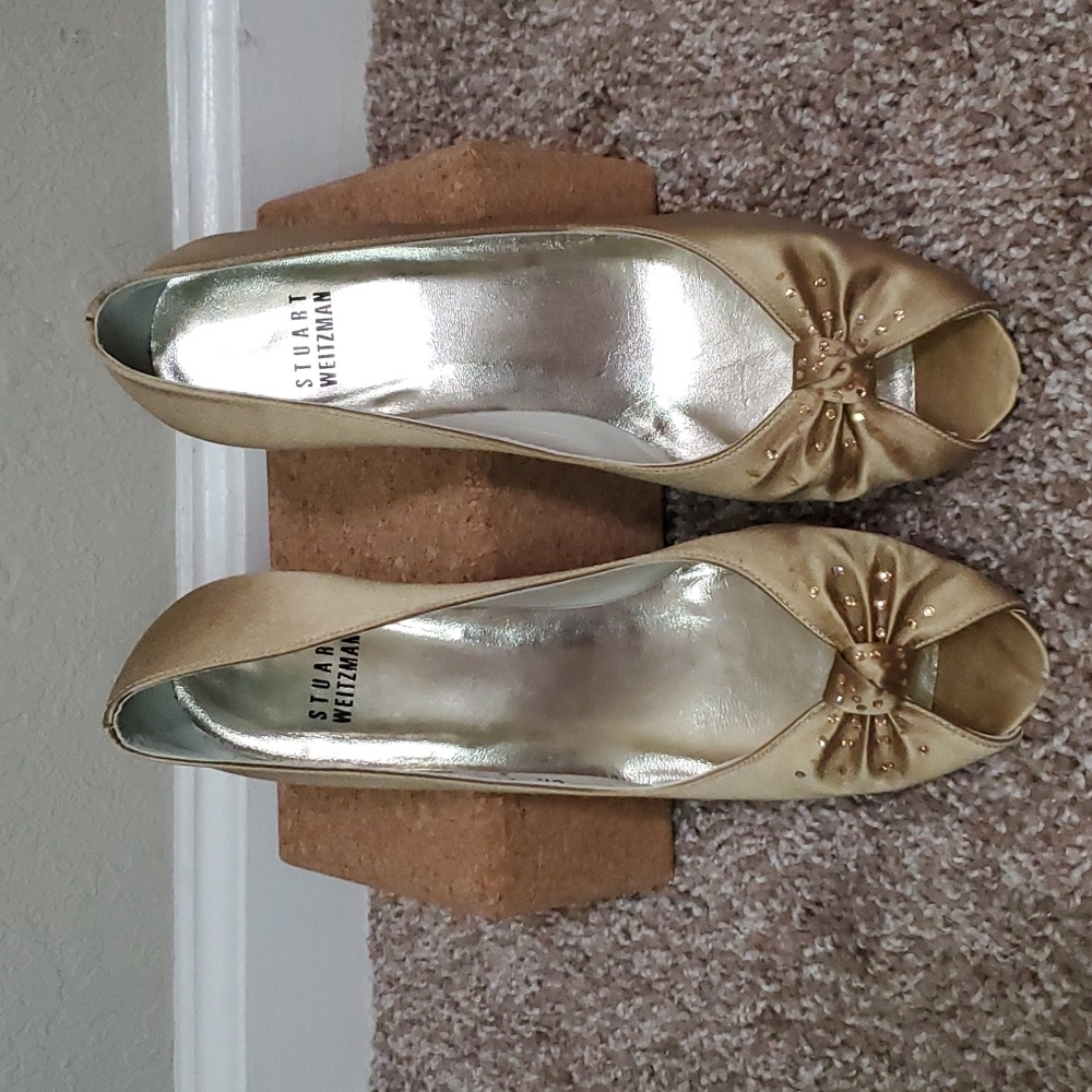 Stuart Weitzman - Picture 6 of 6